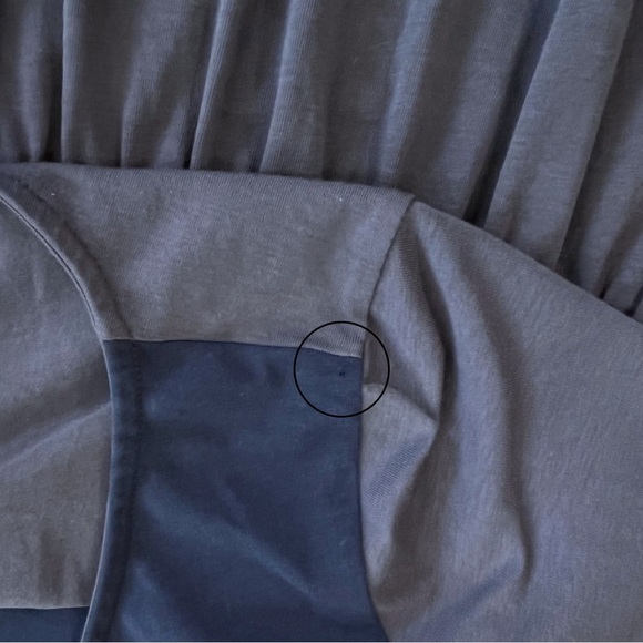 AMMA Long Sleeve Colorblock Tunic Top - Picture 13 of 13